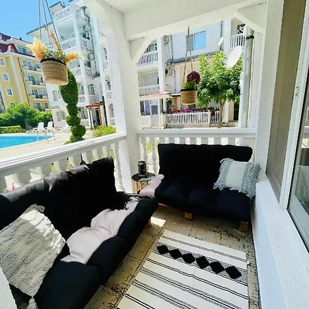 Seayou House